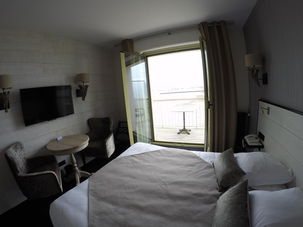Hotel Les Brises Ла-Рошель Экстерьер фото